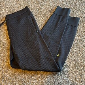 Black lululemon joggers
